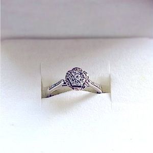 Engagement wedding ring duo